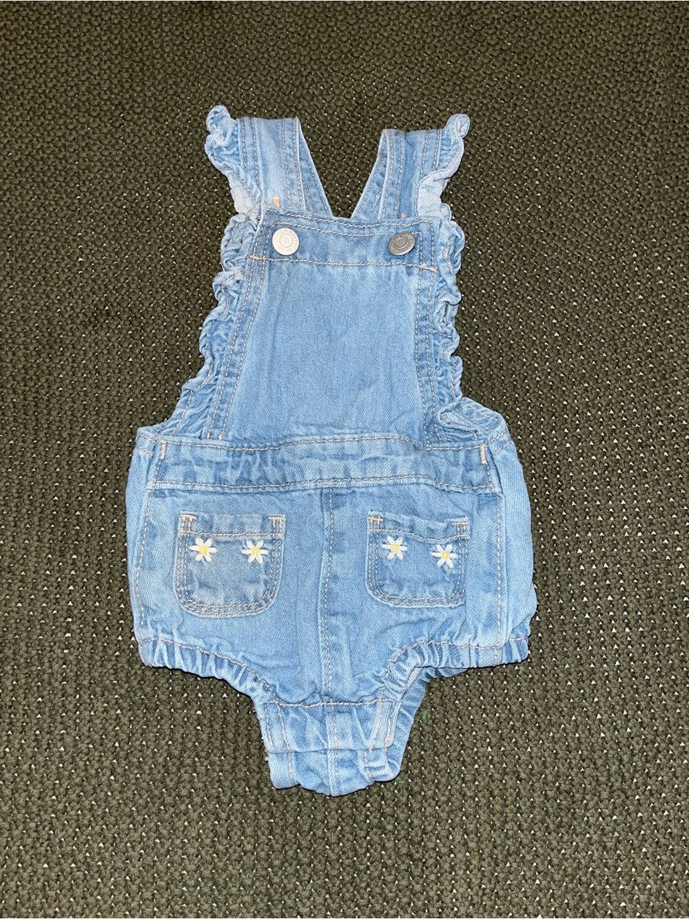 Old Navy Light Blue Denim Baby Girl Ruffle Strap Overalls with Daisy Pockets